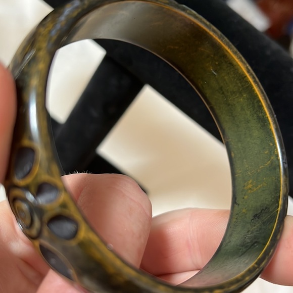 Vintage Bakelite Bangle - Picture 3 of 4